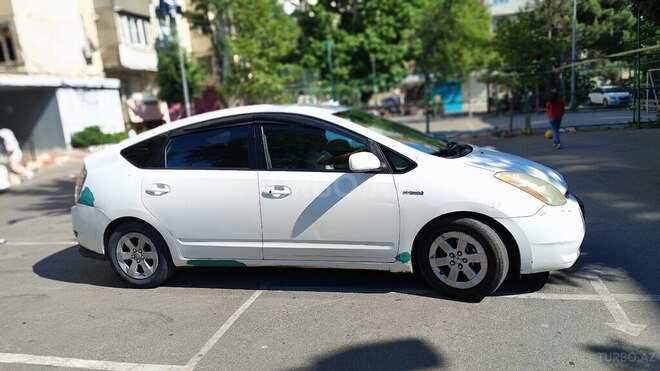 Toyota Prius-9
