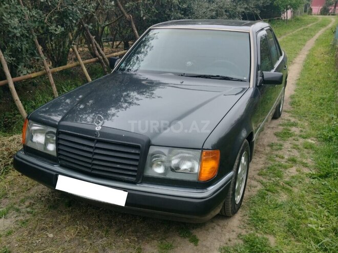 Mercedes E 200 1993, 582,000 km - 2.0 l - Bakı
