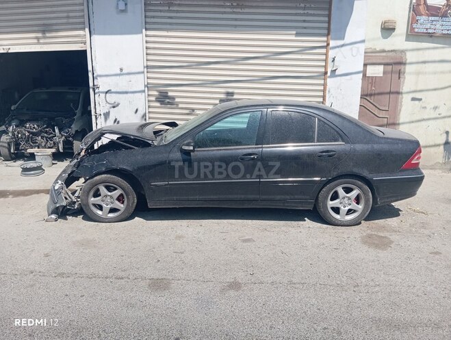 Mercedes C 200 2001, 111,111 km - 2.0 л - Bakı