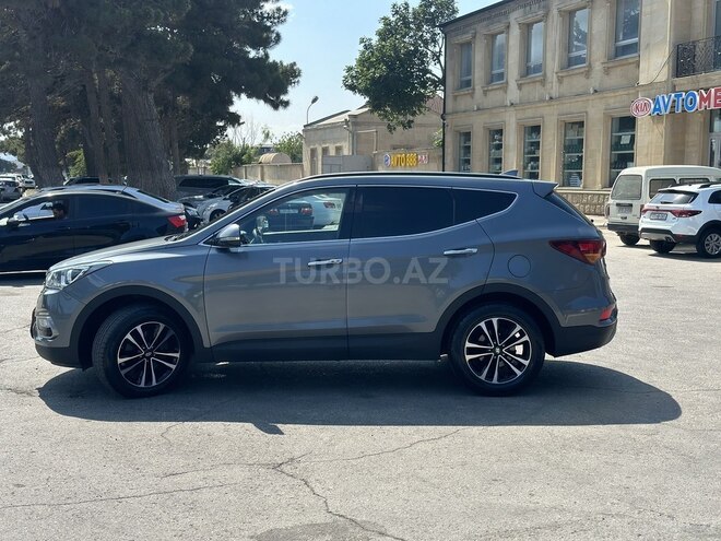 Hyundai Santa Fe 2018, 240,000 km - 2.2 л - Bakı