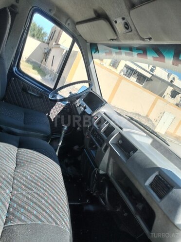 GAZ 27527-745 2001, 256,893 km - 2.4 l - Yevlax