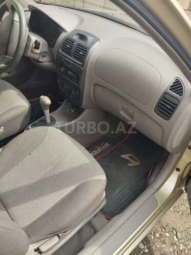 Hyundai Accent 2001, 325,000 km - 1.6 l - Xaçmaz