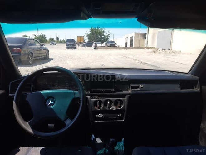 Mercedes 190 1992, 325,632 km - 2.0 l - Sumqayıt