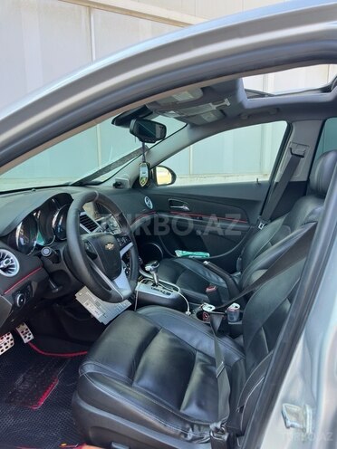 Chevrolet Cruze-4