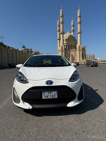 Toyota Aqua 2019, 90,000 km - 1.5 л - Bakı