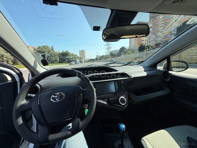 Toyota Aqua 2019, 90,000 km - 1.5 л - Bakı