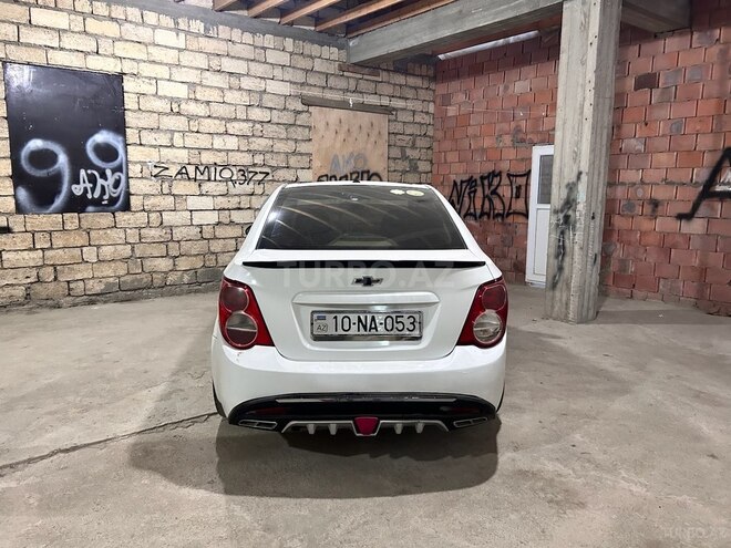 Chevrolet Aveo-9