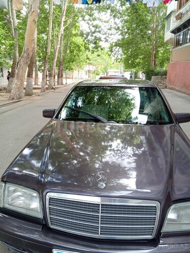 Mercedes C 250 d 1996, 400,000 km - 2.5 l - Mingəçevir