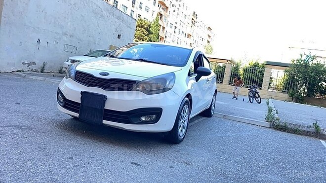 Kia Rio 2013, 300,000 km - 1.4 l - Bakı