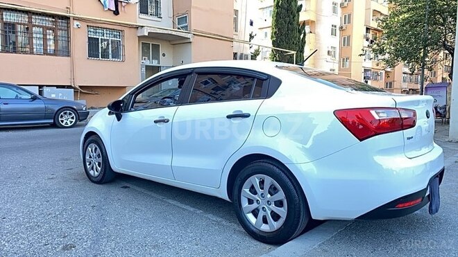 Kia Rio 2013, 300,000 km - 1.4 l - Bakı
