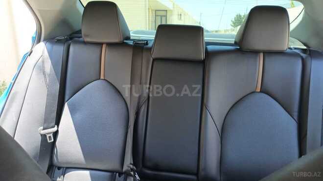 Toyota Camry-12