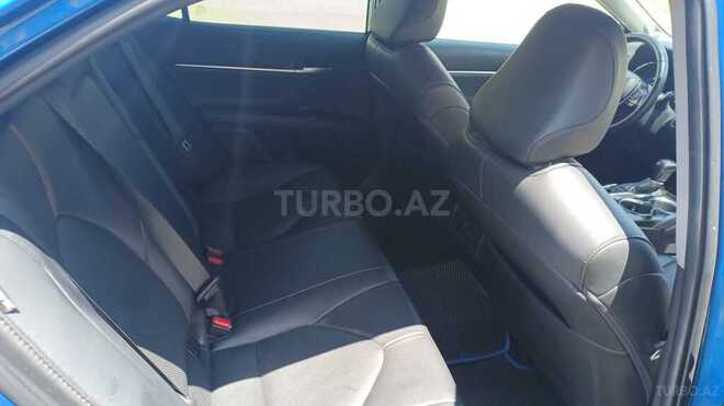 Toyota Camry-5