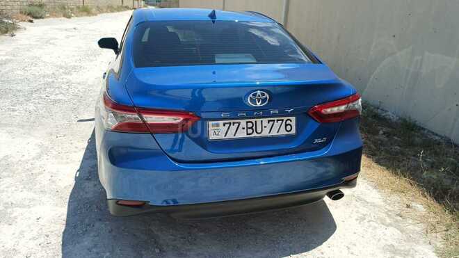 Toyota Camry-3