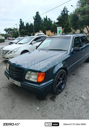 Mercedes E 250 1995, 250,000 km - 2.5 l - Bakı