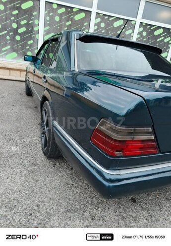 Mercedes E 250 1995, 250,000 km - 2.5 l - Bakı