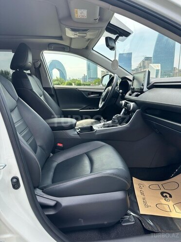 Toyota RAV4 2020, 36,000 km - 2.5 l - Bakı