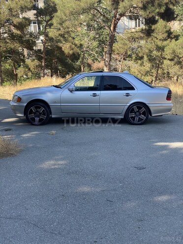 Mercedes C 200 1998, 215,151 km - 2.0 l - Bakı