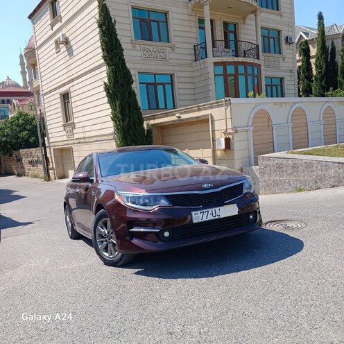 Kia Optima-5