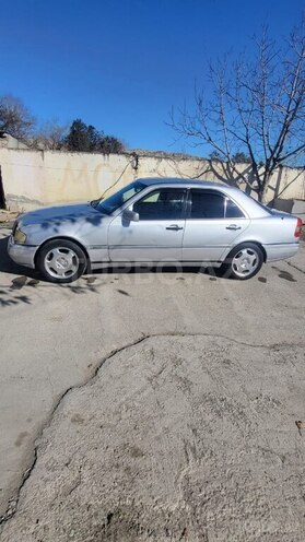 Mercedes C 280 1995, 372,176 km - 2.8 l - Mingəçevir