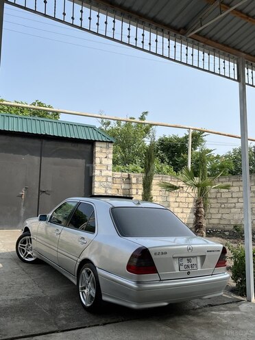 Mercedes C 230 2000, 215,000 km - 2.3 l - Ağdaş