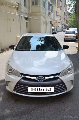 Toyota Camry-1