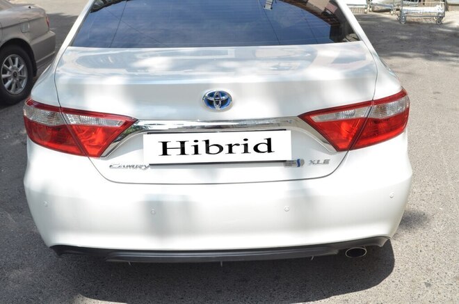 Toyota Camry-8