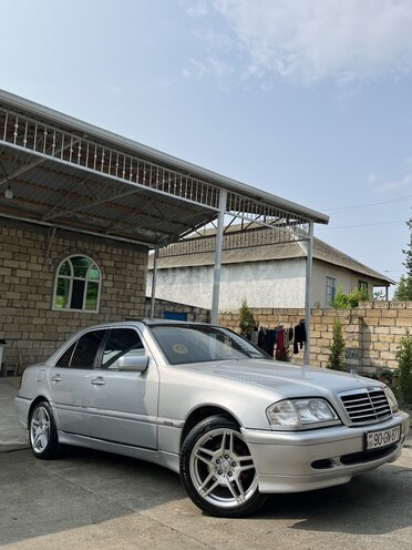 Mercedes C 230 2000, 215,000 km - 2.3 l - Ağdaş