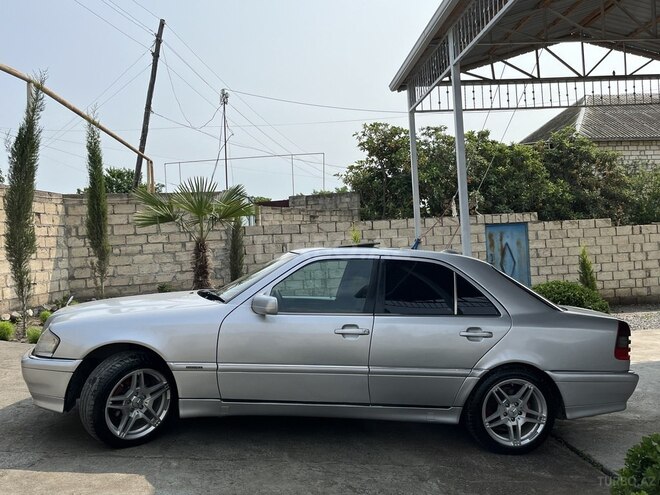 Mercedes C 230 2000, 215,000 km - 2.3 l - Ağdaş
