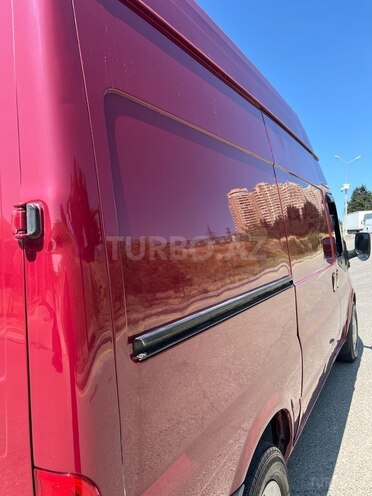 Ford Transit-6