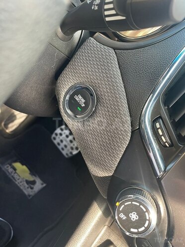 Chevrolet Cruze-10