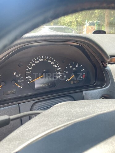 Mercedes E 220 d 2000, 437,500 km - 2.2 l - Bakı