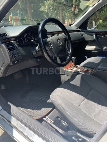 Mercedes E 220 d 2000, 437,500 km - 2.2 l - Bakı
