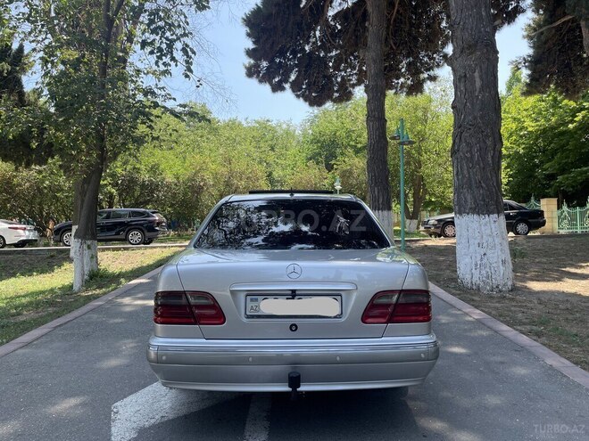Mercedes E 220 d 2000, 437,500 km - 2.2 l - Bakı
