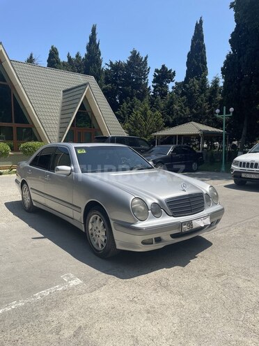 Mercedes E 220 d 2000, 437,500 km - 2.2 l - Bakı