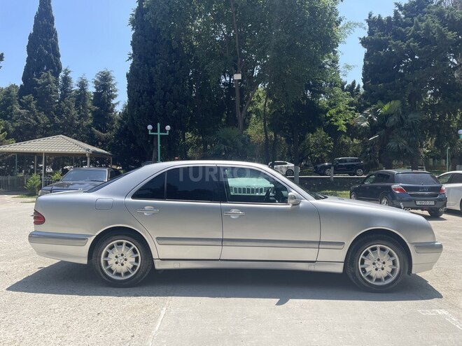 Mercedes E 220 d 2000, 437,500 km - 2.2 l - Bakı