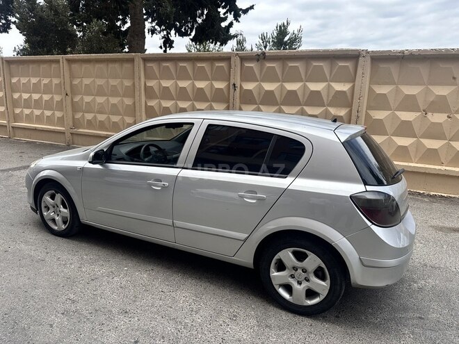 Opel Astra 2006, 270,000 km - 1.3 l - Bakı
