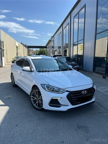 Hyundai Avante 2016, 180,000 km - 1.6 l - Bakı