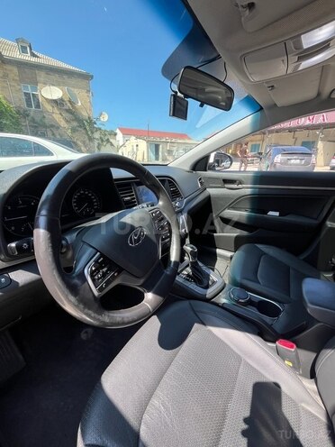 Hyundai Avante 2016, 180,000 km - 1.6 l - Bakı