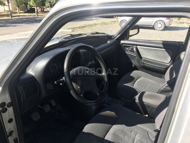 GAZ 31105 2004, 214,000 km - 2.3 l - Gəncə
