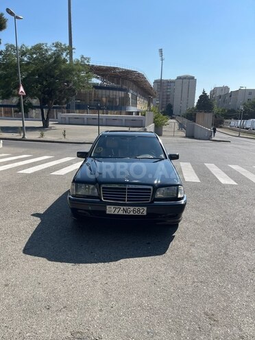 Mercedes C 240 1999, 355,000 km - 2.4 l - Bakı