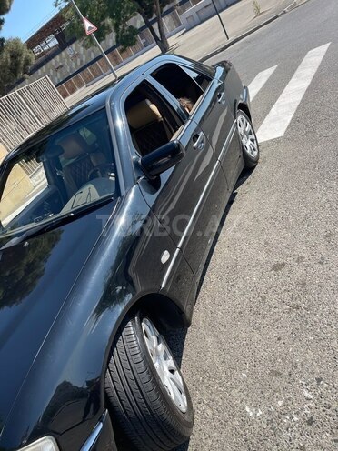 Mercedes C 240 1999, 355,000 km - 2.4 l - Bakı
