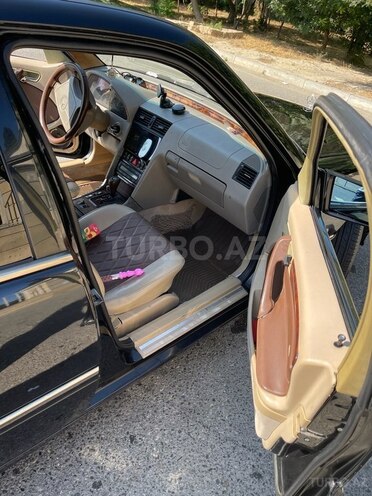 Mercedes C 240 1999, 355,000 km - 2.4 l - Bakı