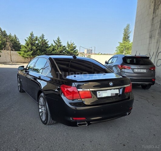 BMW 750 2011, 176,500 km - 4.4 l - Bakı