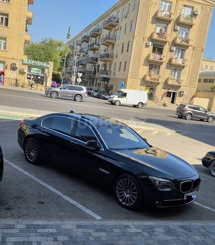 BMW 750 2011, 176,500 km - 4.4 l - Bakı