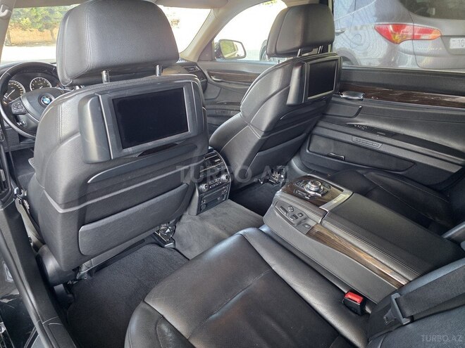 BMW 750 2011, 176,500 km - 4.4 l - Bakı