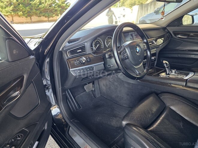 BMW 750 2011, 176,500 km - 4.4 l - Bakı