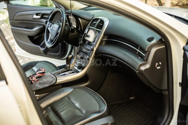 Chevrolet Malibu 2012, 212,000 km - 2.4 л - Sumqayıt