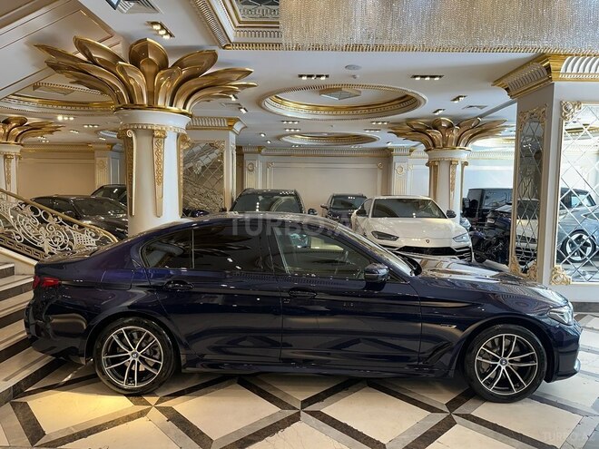 BMW 530e-5