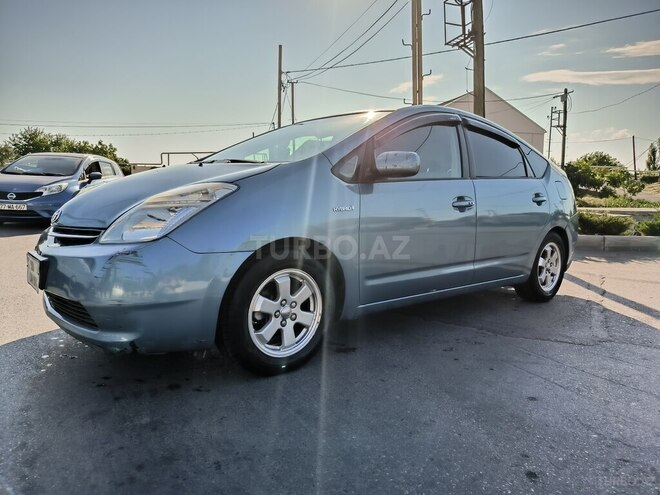 Toyota Prius-2