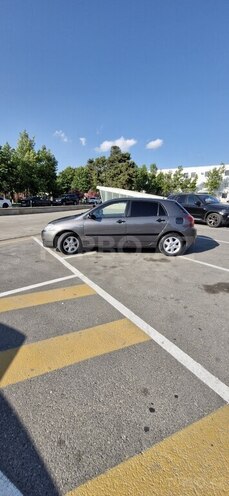 Toyota Corolla 2006, 272,000 km - 1.4 l - Bakı